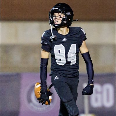 Rising Star Tanner Mudge Brings Speed Skill And Smarts To The Field