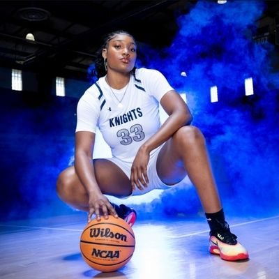 Meet Aila Courtenay The 2027 Prospect Changing The Post Game