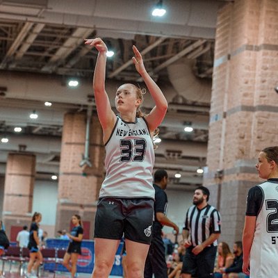 Sophie Dupeyron Is Built For The College Game