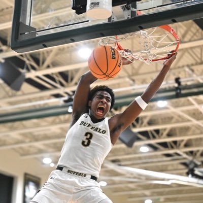 Aaron Britt Sets Tone As Floor General