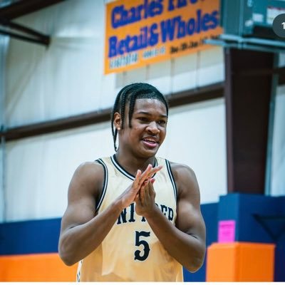 DiAris Anderson Developing Into Impact College Guard