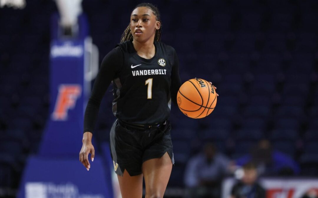 Mikayla Blakes Dominating Guard National Spotlight