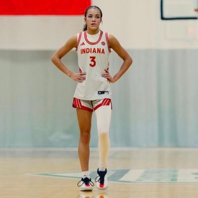 Halle Daniels Continues Rising Through Elite Circuit Competition