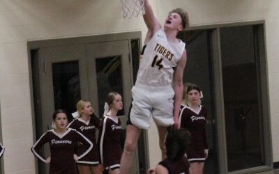 Kellen Cash Showcasing Dominant All-Around Game